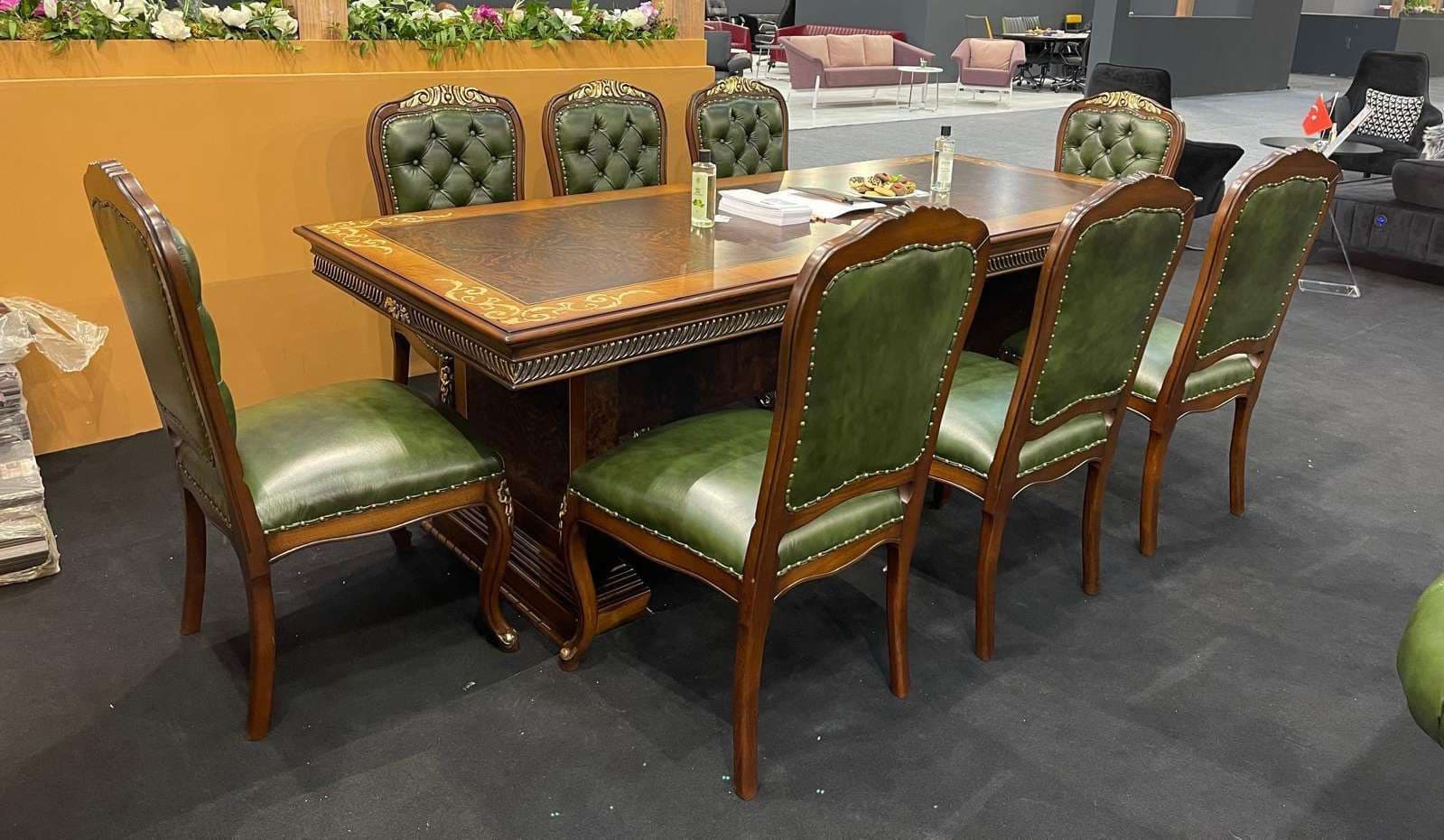 ŞURA Toplantı Masası